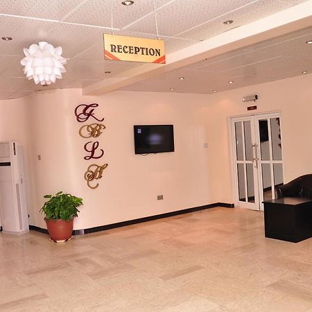 Grand Bank Link Hotel Otta Luaran gambar